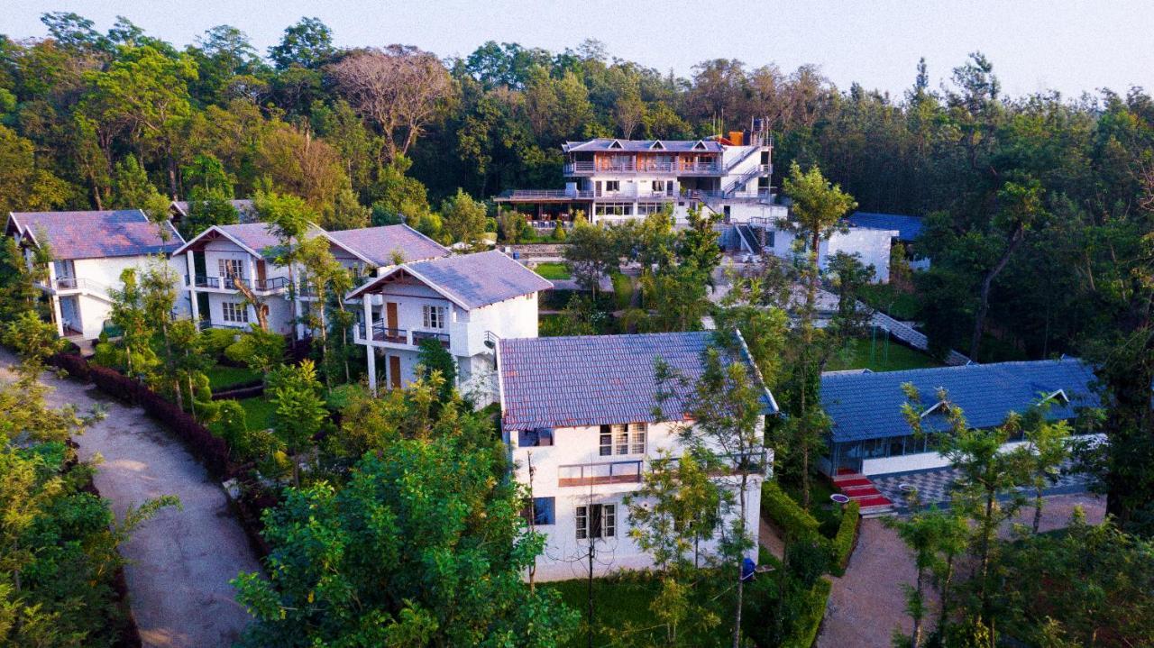 The Blossom Resort - Чикмагалур Экстерьер фото