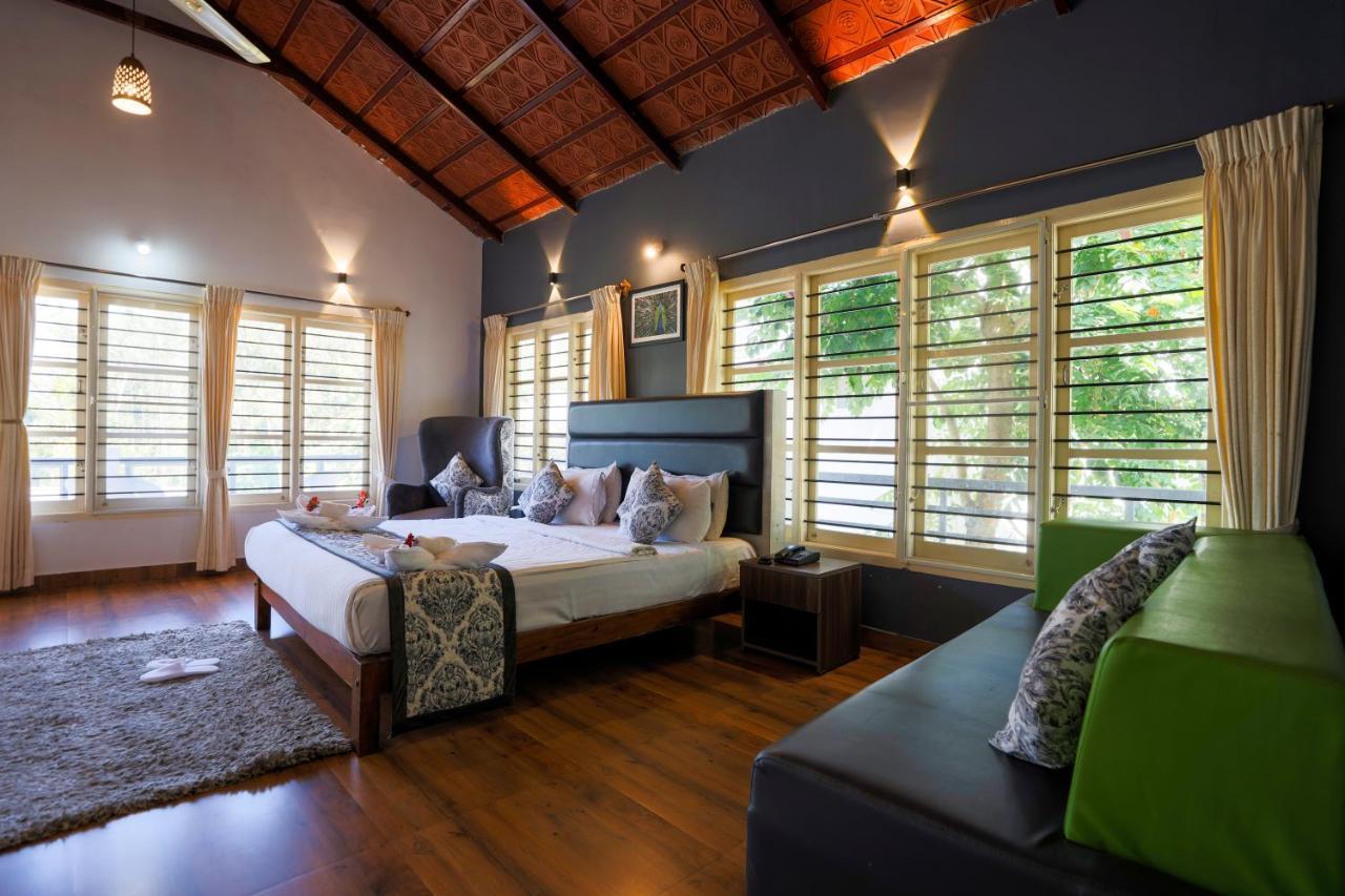 The Blossom Resort - Чикмагалур Экстерьер фото
