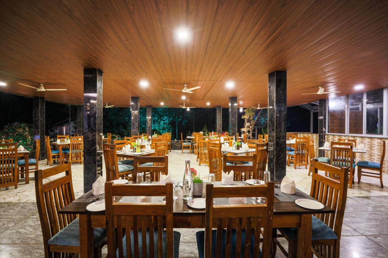 The Blossom Resort - Чикмагалур Экстерьер фото